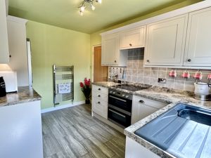 Kitchen- click for photo gallery